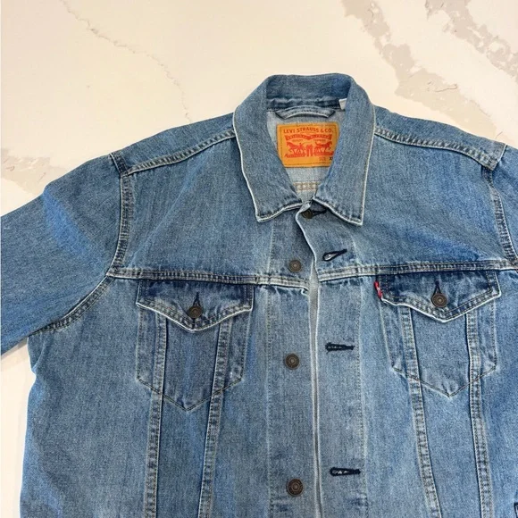 Levi's Light Blue Denim Jacket - Picture 10 of 11